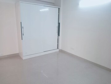 Room in 2 BHK Apartment at Eros Wembley Estate, Sector 50 – for Rent