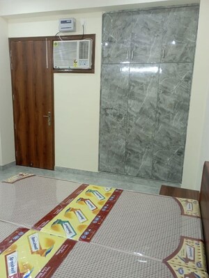 Bedroom in 1 BHK Builder Floor at Sector 52 – for Rent