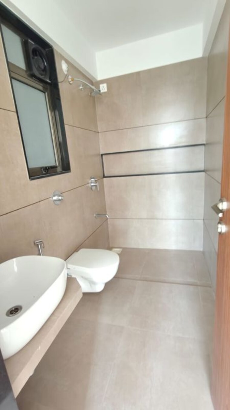 Bathroom, kanchan-osian-one-and-only 1 Bedroom 650 Sq.Ft. Apartment In Koregaon Park Pune 9727725