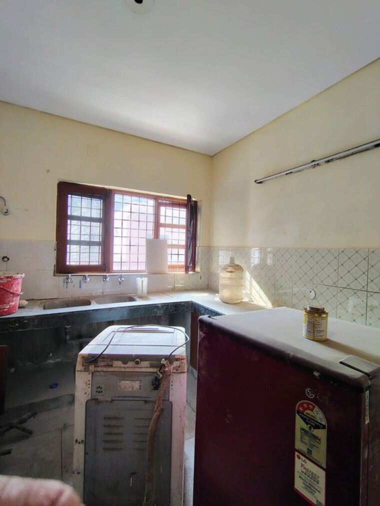 Kitchen, palam vihar 3 Bedroom 500 Sq.Yd. Builder Floor In Palam Vihar Gurgaon 9727737