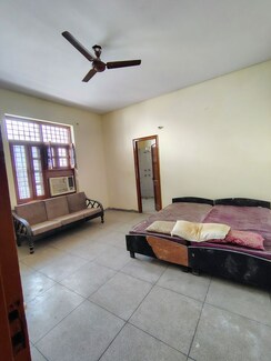 3 BHK + Pooja Room Builder Floor For Rent in Palam Vihar