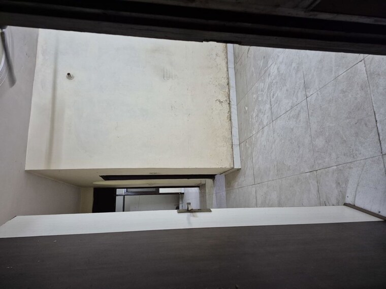 Room, mayur vihar 2.5 Bedroom 750 Sq.Ft. Builder Floor In Mayur Vihar Delhi 9727763