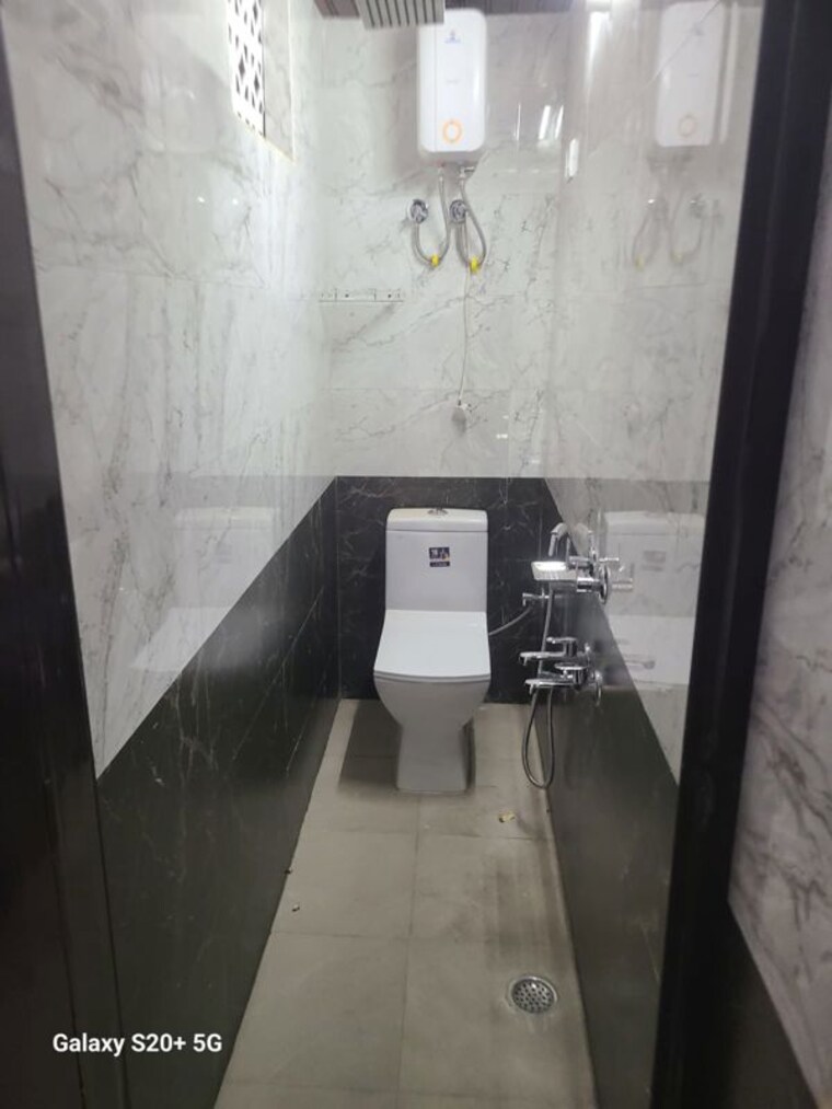 Kitchen, lajpat nagar ii 2 Bedroom 900 Sq.Ft. Builder Floor In Lajpat Nagar ii Delhi 9727773