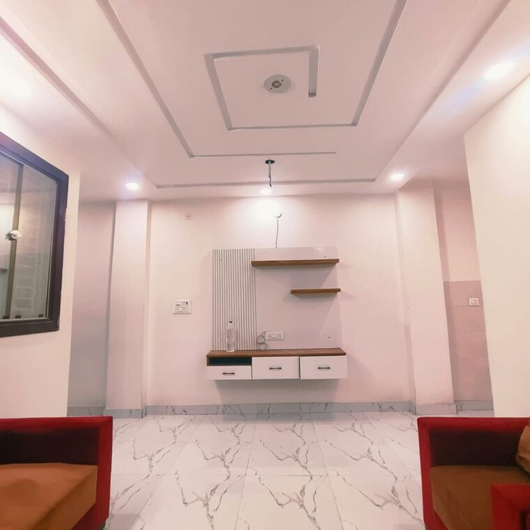 Bathroom, dwarka mor 2 Bedroom 75 Sq.Yd. Builder Floor In Dwarka Mor Delhi 9727783