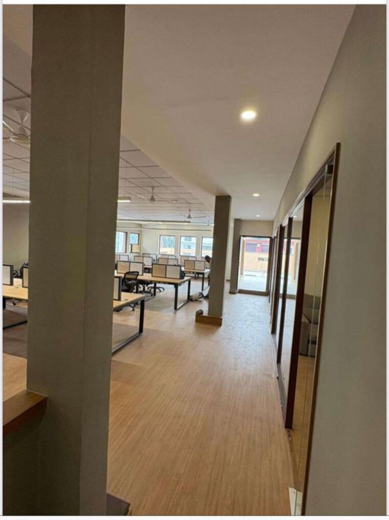 Floor Plan, sector 63 Commercial Office Space 4000 Sq.Ft. In Sector 63 Noida 9727754
