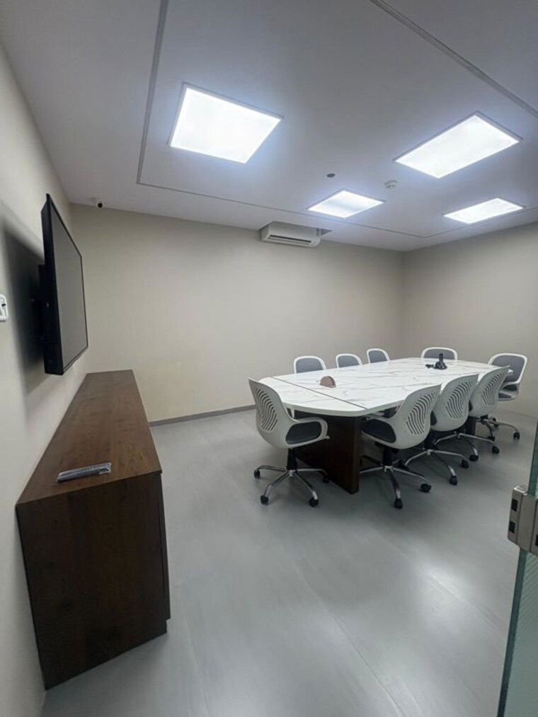 Team Area, andheri west Commercial Office Space 1650 Sq.Ft. In Andheri West Mumbai 9727785