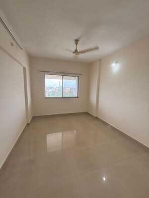Room in 3 BHK Apartment at Namrata Magic Pimple Saudagar, Pimple Saudagar – for Rent