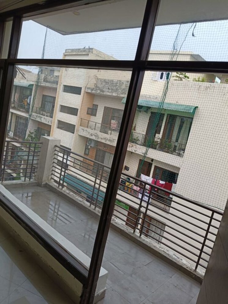 Balcony, guru-nanak-enclave 3 Bedroom 1100 Sq.Ft. Apartment In Dhakoli Zirakpur 9727804