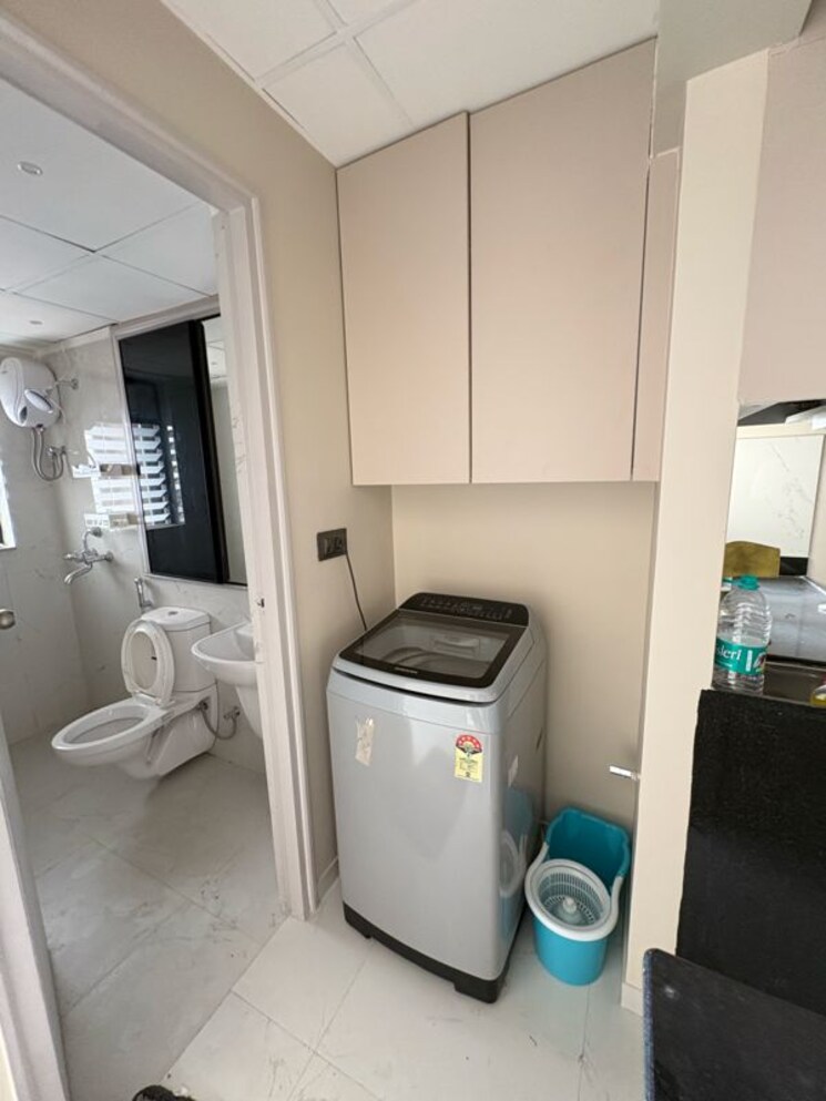 Bathroom, runwal-gardens-phase-3 1 Bedroom 446 Sq.Ft. Apartment In Kalyan Shilphata Road Thane 9727809