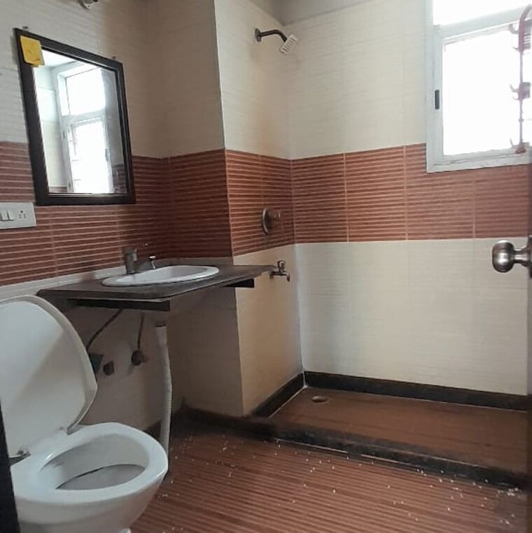 Bathroom, ashiana-housing-greens-apartment 3 Bedroom 1102 Sq.Ft. Apartment In Ashiana Greens Ghaziabad 9727838