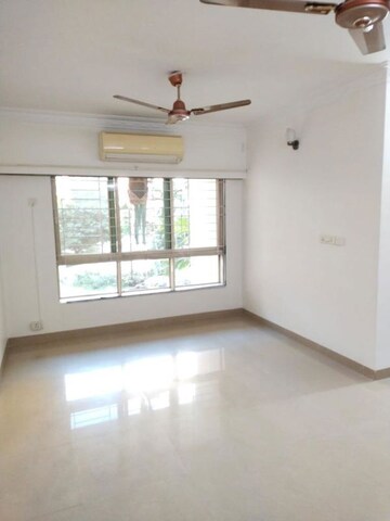 Room in 3 BHK Apartment at Nahar Amrit Shakti, Chandivali – for Rent
