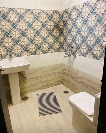 Bathroom in 2 BHK Builder Floor at Sector 23 – for Rent