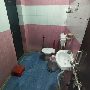 Bathroom in 2 BHK Independent House at Xu Iii Greater Noida – for Rent