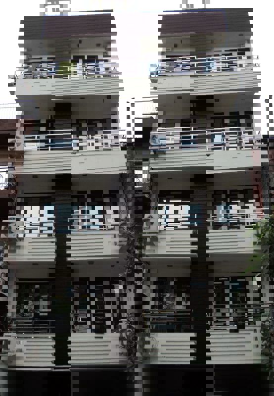 3 BHK + Servant Room Builder Floor For Sale in Lajpat Nagar II