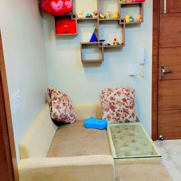 Furnished Amenities in 2 BHK Builder Floor at Dwarka Mor – for Sale