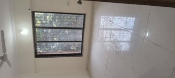 Room in 3 BHK Apartment at Galaxy Heights, Goregaon West – for Rent