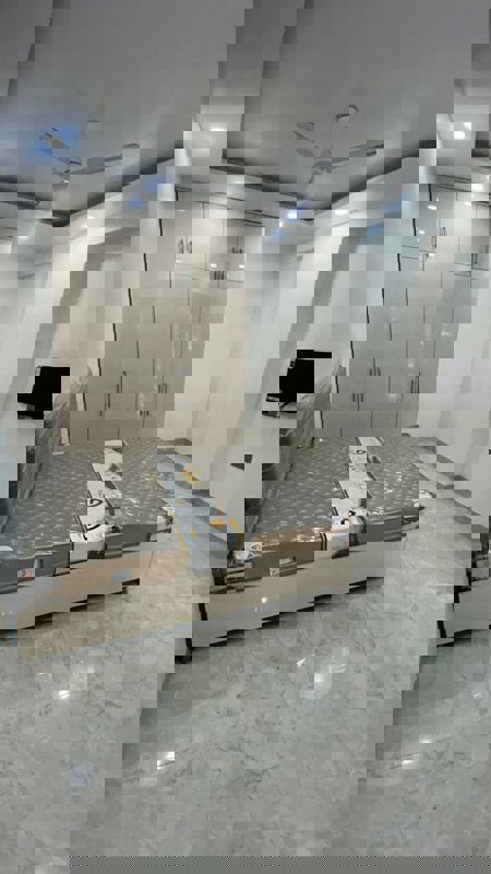 1 BHK Builder Floor For Rent in Huda Market