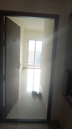 1 BHK + Extra Room Apartment For Sale in Kolte Patil Life Republic