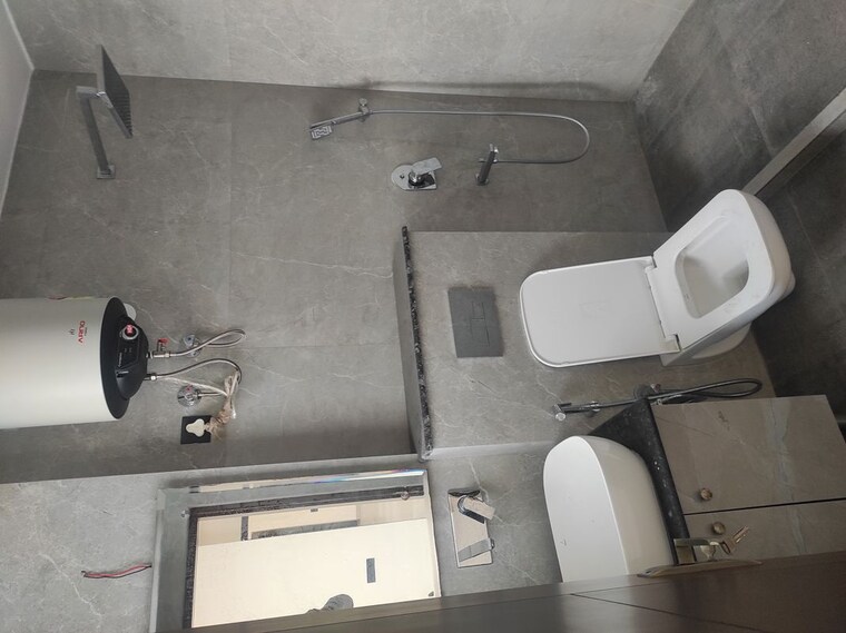 Bathroom, sector 52 3.5 Bedroom 2600 Sq.Ft. Builder Floor In Sector 52 Gurgaon 9727995