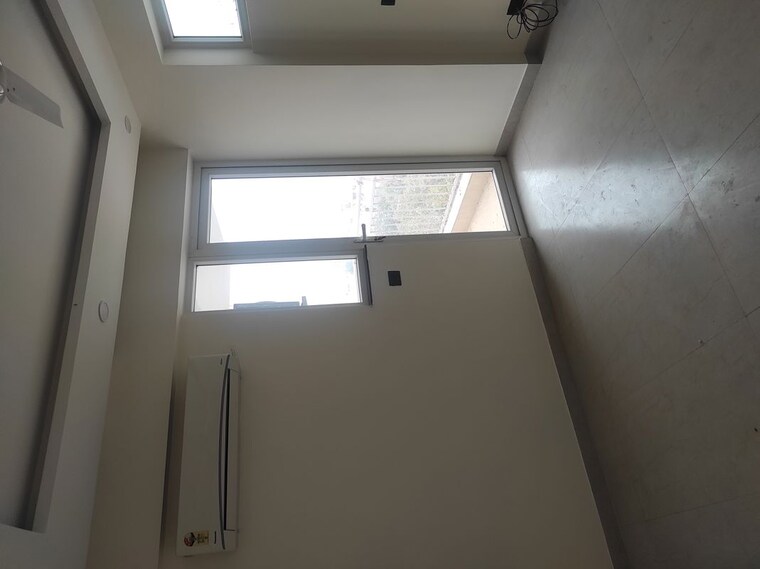 Bedroom, sector 52 3.5 Bedroom 2600 Sq.Ft. Builder Floor In Sector 52 Gurgaon 9727995