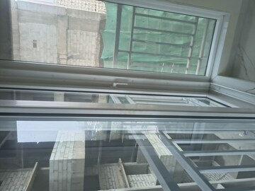 Balcony in 1.5 BHK Apartment at Deraiya Iconico, Kurla East – for Rent