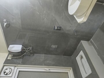 Furnished Amenities in 1.5 BHK Apartment at Deraiya Iconico, Kurla East – for Rent