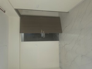 Furnished Amenities in 1.5 BHK Apartment at Deraiya Iconico, Kurla East – for Rent