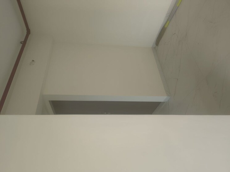 Room, deraiya-iconico 1.5 Bedroom 650 Sq.Ft. Apartment In Kurla East Mumbai 9728005