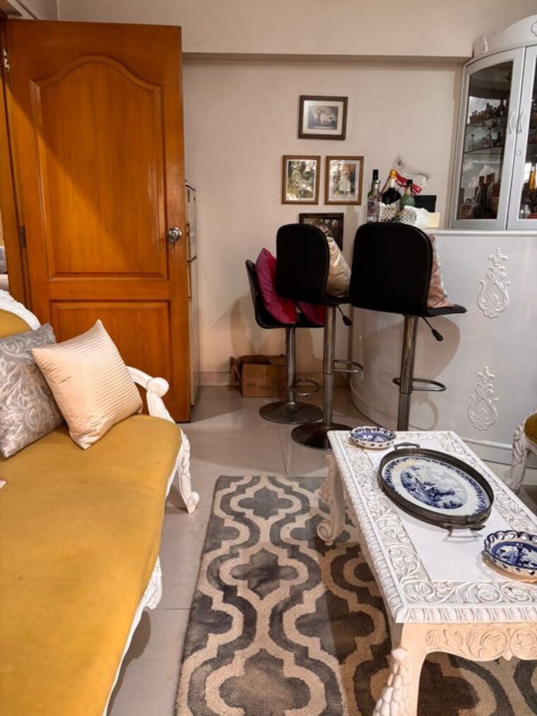 Master Bedroom, tushar-apartments 1 Bedroom 550 Sq.Ft. Apartment In Santacruz West Mumbai 9728008