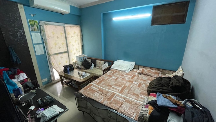 Bedroom, saviour-park 3 Bedroom 1505 Sq.Ft. Apartment In Mohan Nagar Ghaziabad 9728012