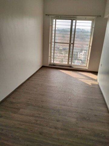 Room in 2 BHK Apartment at Ganga Legend, Bavdhan – for Sale