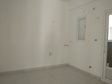 Room in 2 BHK Apartment at Aparna Zenon, Puppalaguda – for Sale