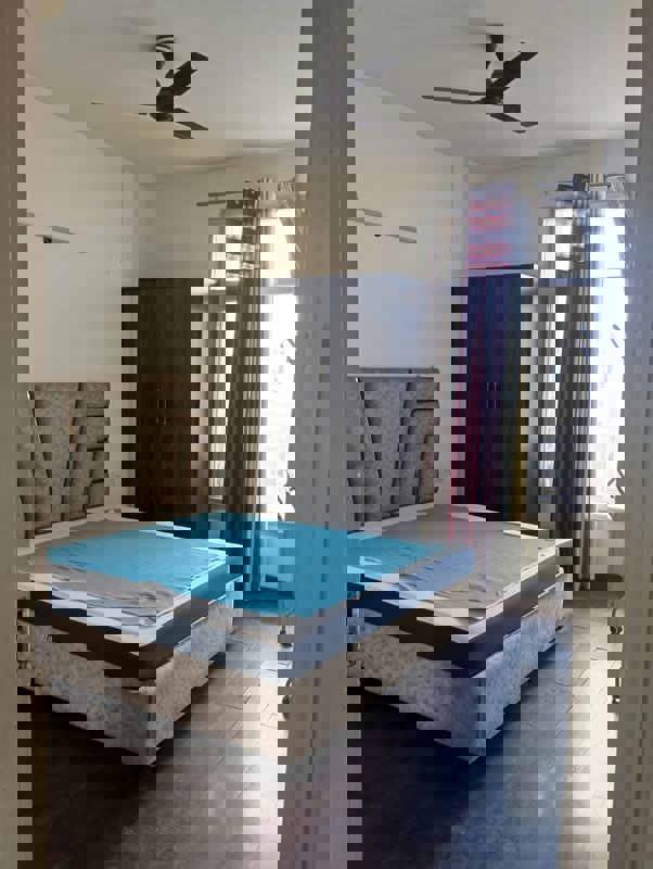 2 BHK Apartment For Rent in Zirakpur, Punjab, India