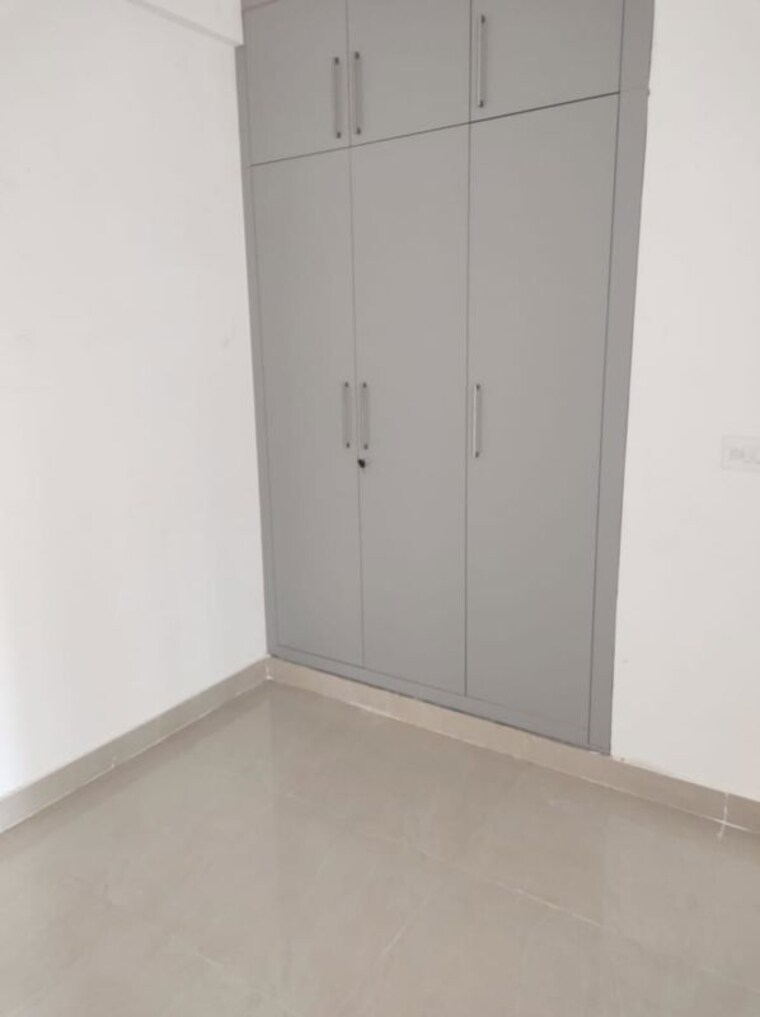 Room, suncity-avenue-76 2 Bedroom 682 Sq.Ft. Apartment In Sector 76 Gurgaon 9728065