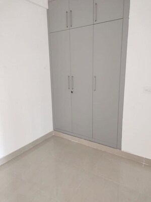 2 BHK Apartment For Rent in Suncity Avenue 76, Sector 76