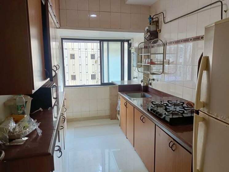 Kitchen, bandra west 2 Bedroom 700 Sq.Ft. Apartment In Bandra West Mumbai 9728038