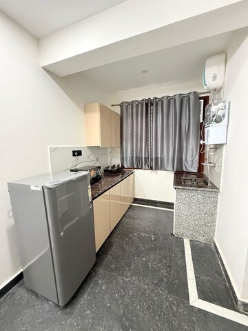 Master Bedroom in 1 RK Builder Floor at Sushant Lok ii – for Rent