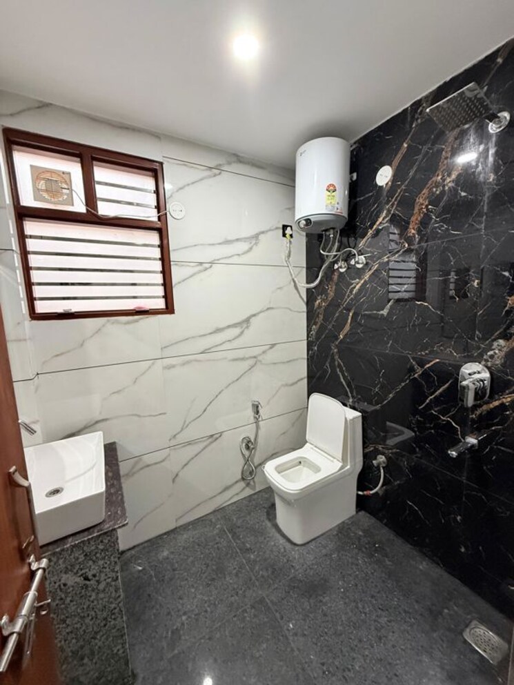 Master Bedroom, sushant lok ii 1 RK 550 Sq.Ft. Builder Floor In Sushant Lok ii Gurgaon 9728066