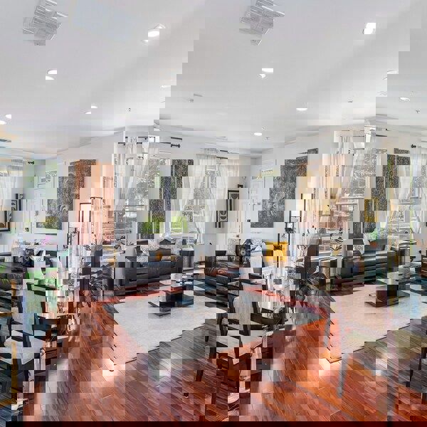 4 BHK + Pooja Room,Servant Room,Study Room Builder Floor For Rent in 4 Bhk Fully Furnished Bui