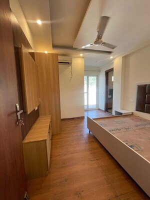 Studio Builder Floor For Rent in Gujrara Mansingh