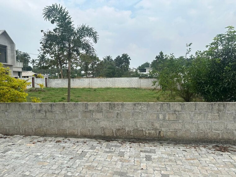 undefined, kechery  4356 Sq.Ft. Plot In Kechery Thrissur 9728077