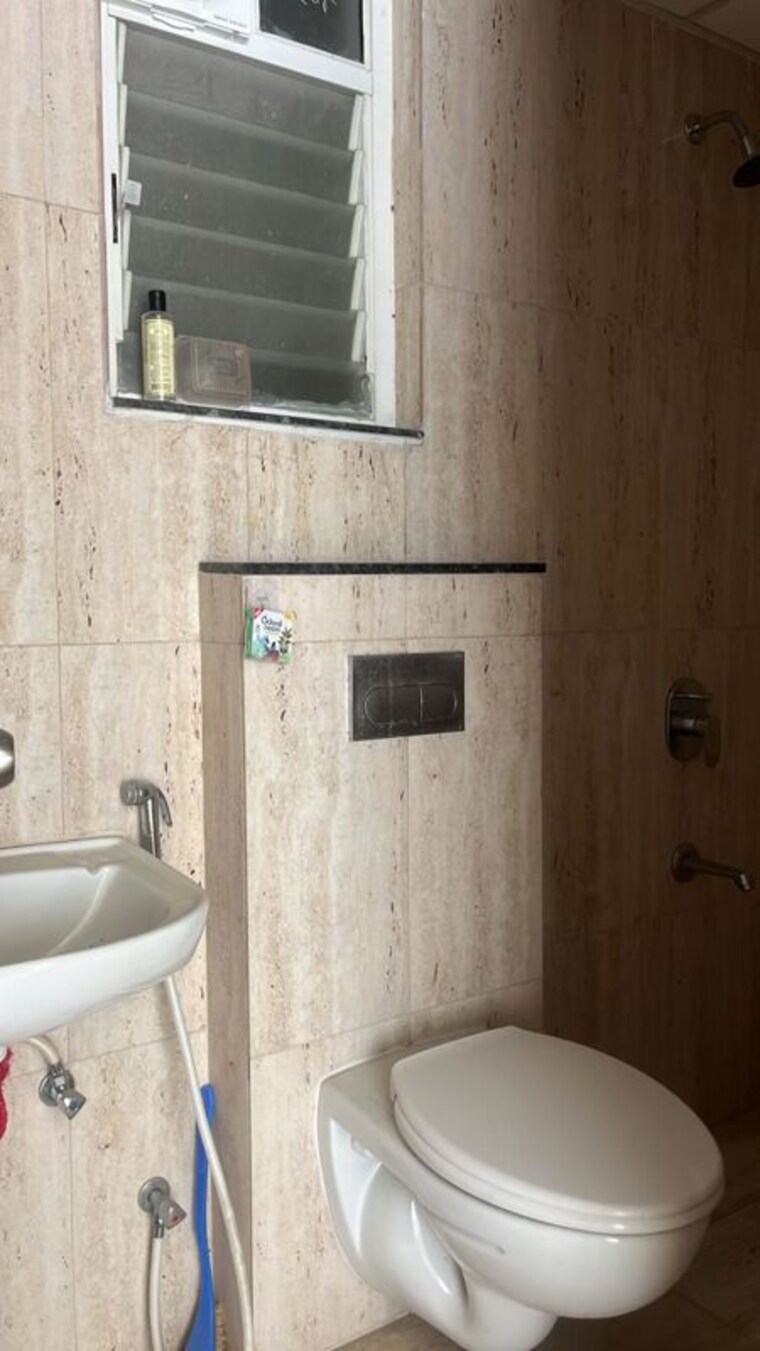 Bathroom, kolte-patil-life-republic-16th-avenue-arezo 2 Bedroom 1050 Sq.Ft. Apartment In Hinjewadi Pune 9728101