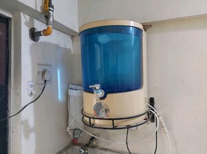 Master Bedroom in 2 BHK Apartment at Runwal Pearl, Manpada – for Rent