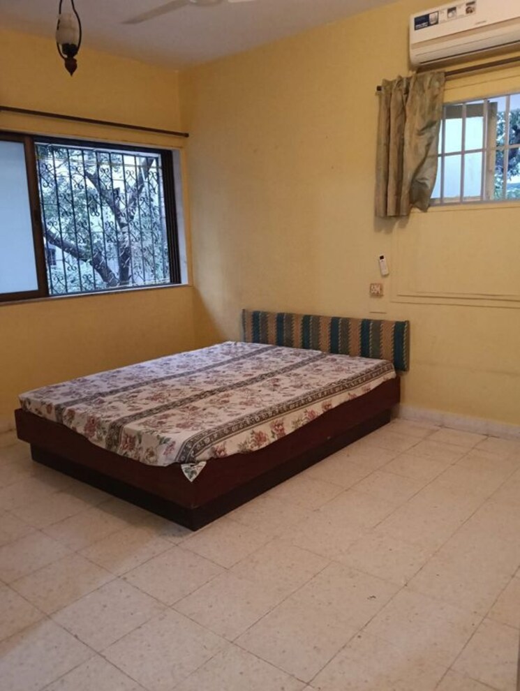 Bedroom, bandra west 3 Bedroom 1100 Sq.Ft. Apartment In Bandra West Mumbai 9728110