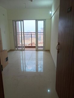 2 BHK + Extra Room Apartment For Rent in Kolte Patil Life Republic