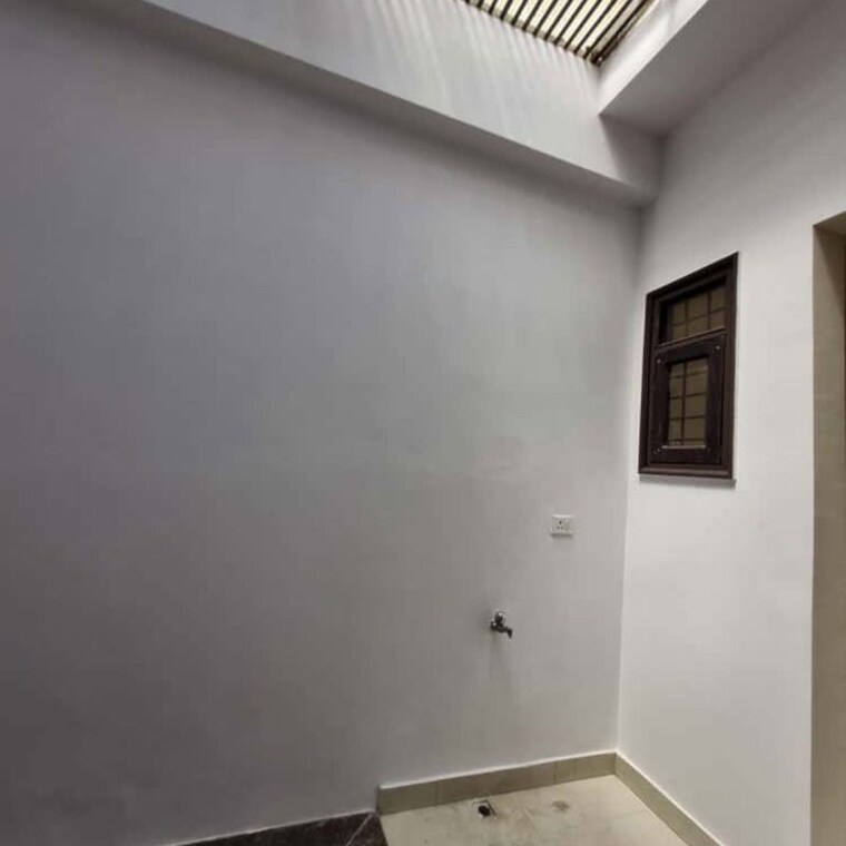 Room, gomti nagar Pg For Girls In Gomti Nagar 9728136