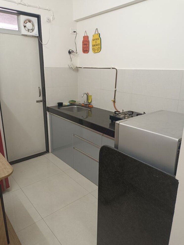 Team Area, ashar-metro-towers 1 Bedroom 496 Sq.Ft. Apartment In Vartak Nagar Thane 9728139