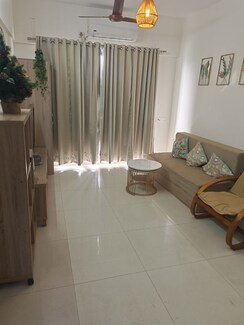 1 BHK + Pooja Room Apartment For Rent in Ashar Metro Towers