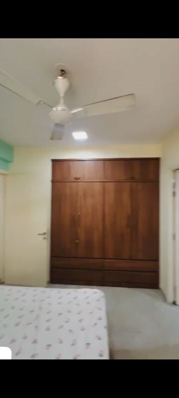 Room in 1 BHK Apartment at Hiranandani Rodas Enclave Rosemount, Ghodbunder Road – for Sale