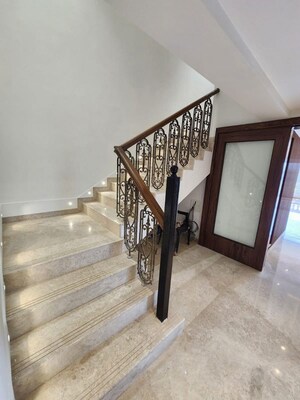 Staircase in 3 BHK Apartment at Khar West – for Rent